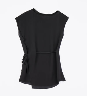 sleeveless black blouse