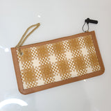 Mayshad - The Zip Clutch