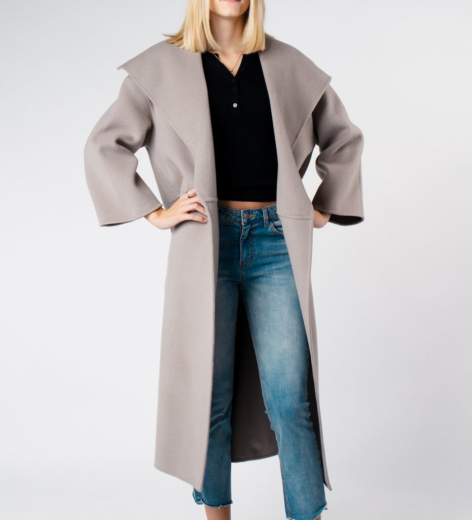 2021-10-01-coat-gray-robe-